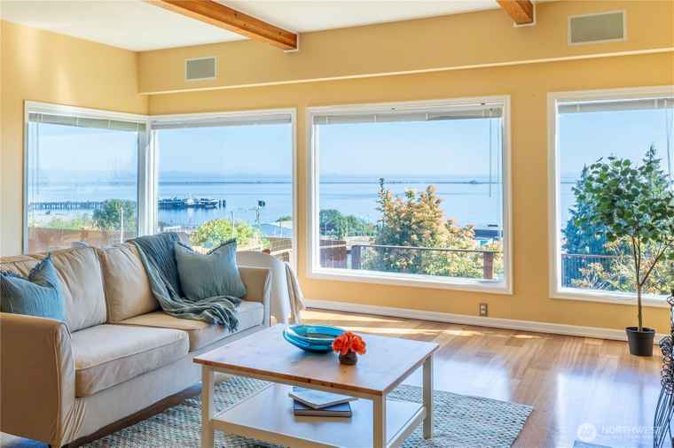 Photo of 220 W 2nd St Port Angeles, WA 98362