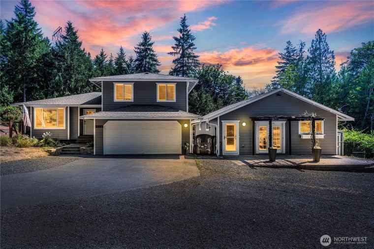 Photo of 3288 NW Happy Hollow Ln Silverdale, WA 98383