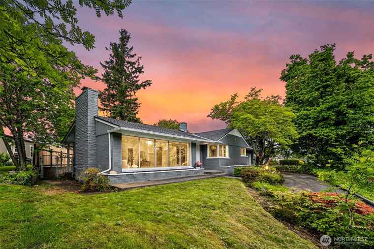 Photo of 2228 Cinkovich St Enumclaw, WA 98022