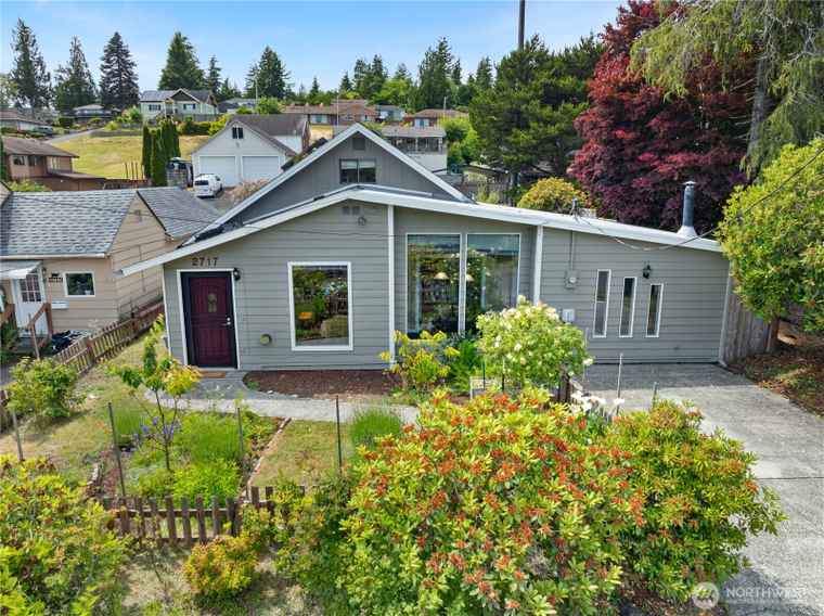 Photo of 2717 Bench Dr Aberdeen, WA 98520