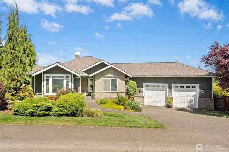 Photo of 12232 SE 80TH Way Newcastle, WA 98056