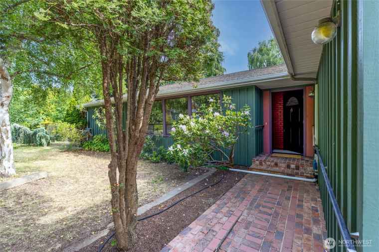 Photo of 1443 U St Port Townsend, WA 98368