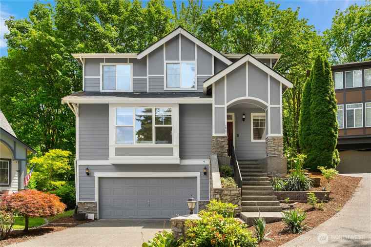Photo of 16760 128th Pl NE Woodinville, WA 98072
