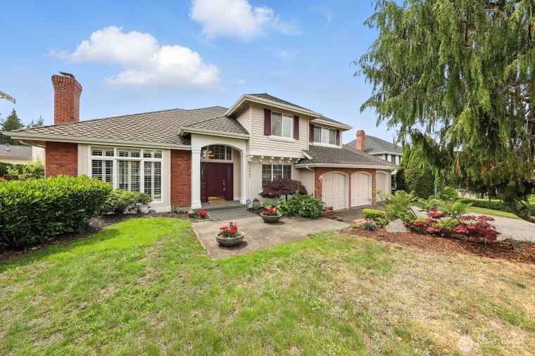 Photo of 13527 42nd Ave W Mukilteo, WA 98275