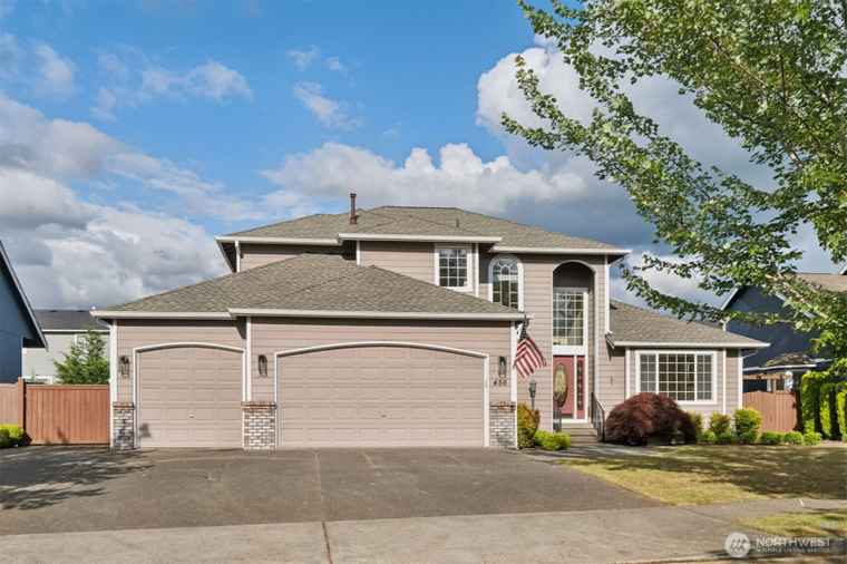 Photo of 456 Sorensen St Buckley, WA 98321