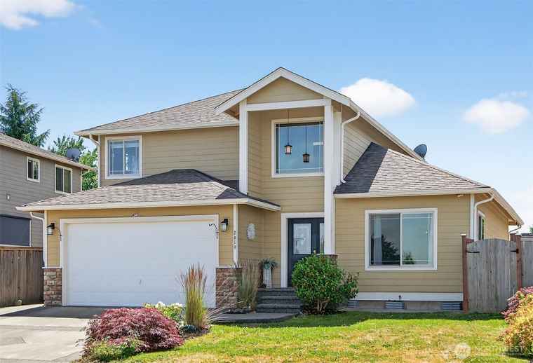 Photo of 2619 Pacific Highlands Ave Ferndale, WA 98248