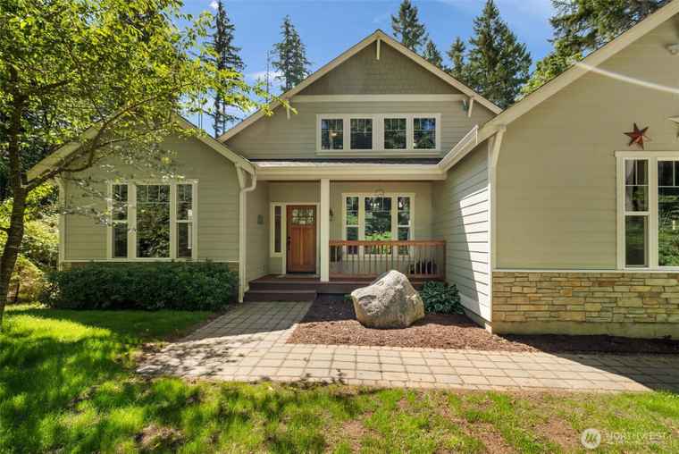 Photo of 4001 35th Ave NW Gig Harbor, WA 98335