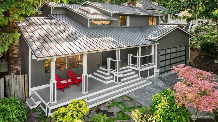 Photo of 6687 NE BAYVIEW Blvd Bainbridge Island, WA 98110