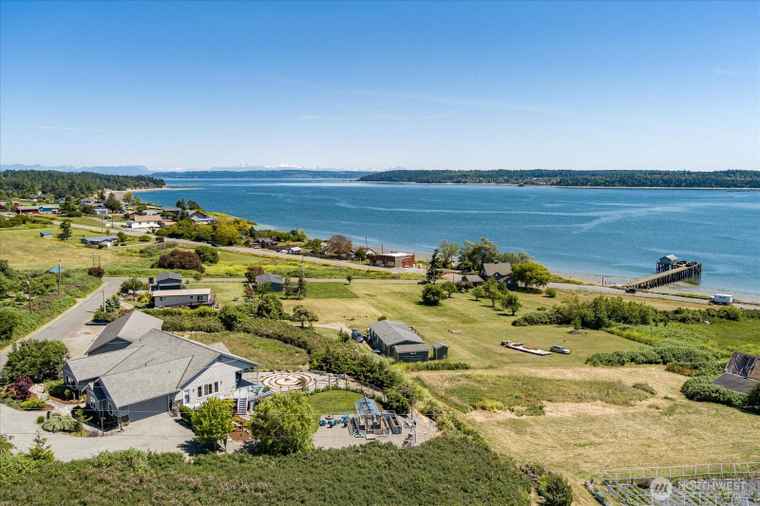 Photo of 2011 Armstrong Rd Coupeville, WA 98239