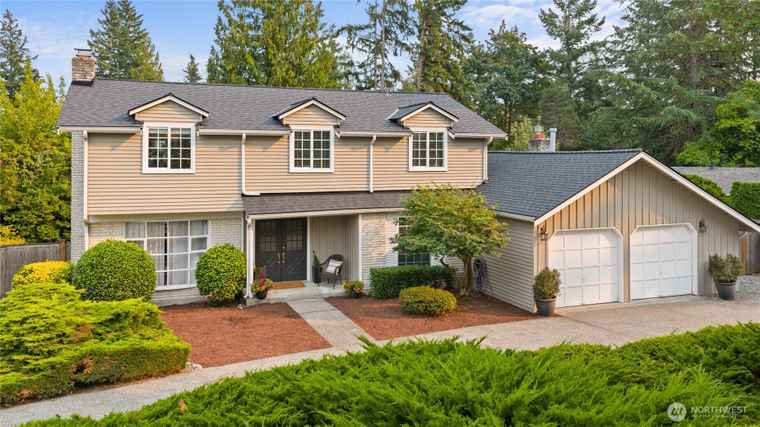 Photo of 930 179th Pl NE Bellevue, WA 98008