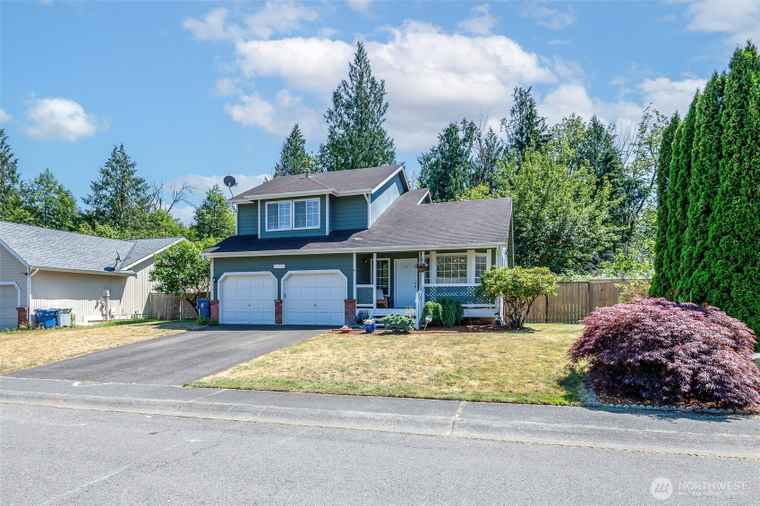 Photo of 25005 Summit Dr Black Diamond, WA 98010