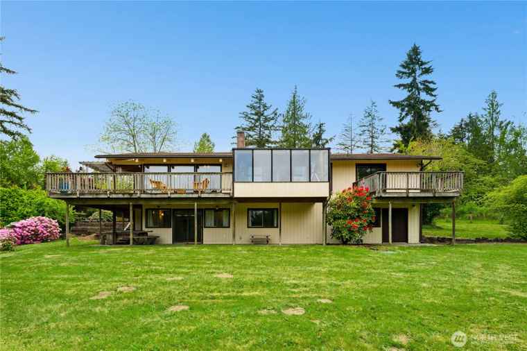 Photo of 10410 260th St E Graham, WA 98338