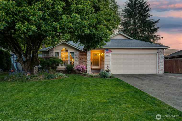 Photo of 231 Valley Way Woodland, WA 98674