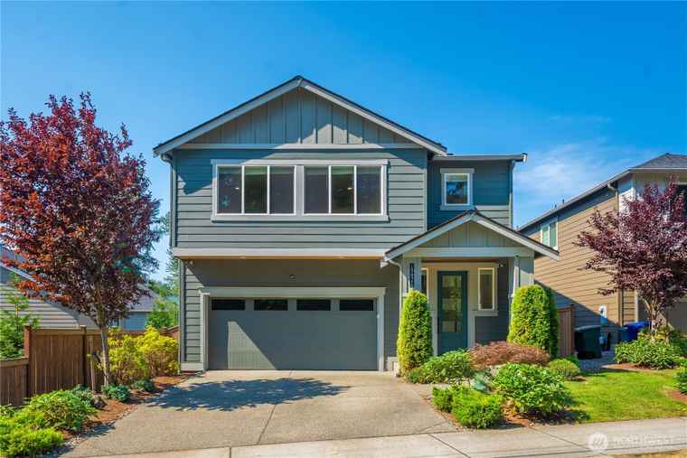 Photo of 19821 75th Ave NE Kenmore, WA 98028