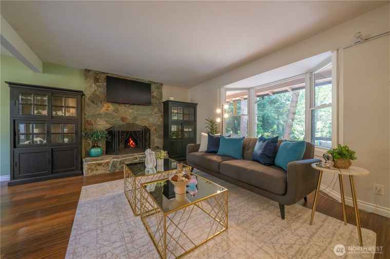 Photo of 11518 167th Pl NE Redmond, WA 98052