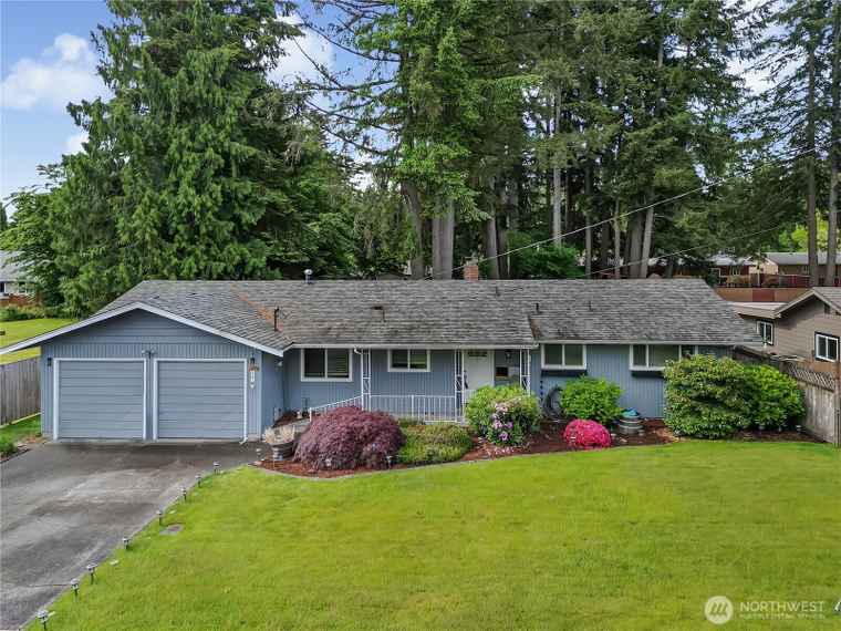 Photo of 517 W St SE Tumwater, WA 98501