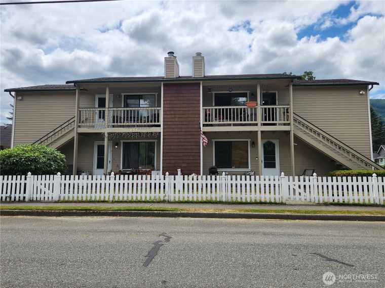 Photo of 133 W 4th St North Bend, WA 98045