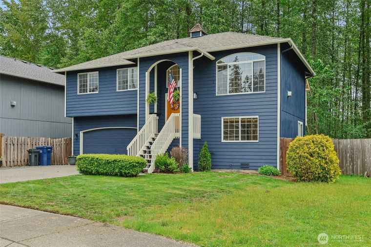 Photo of 12721 56th Dr NE Marysville, WA 98271