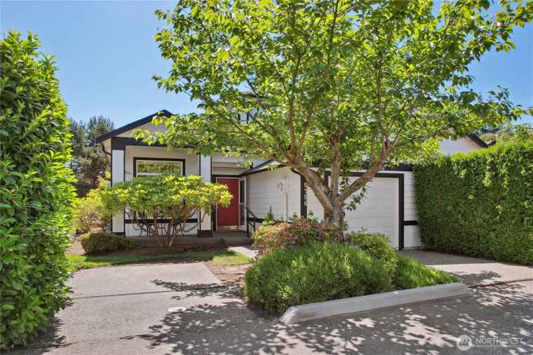 Photo of 9756 Capewind Ln NW Silverdale, WA 98383