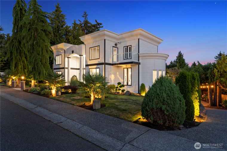Photo of 5912 96th St SW Mukilteo, WA 98275