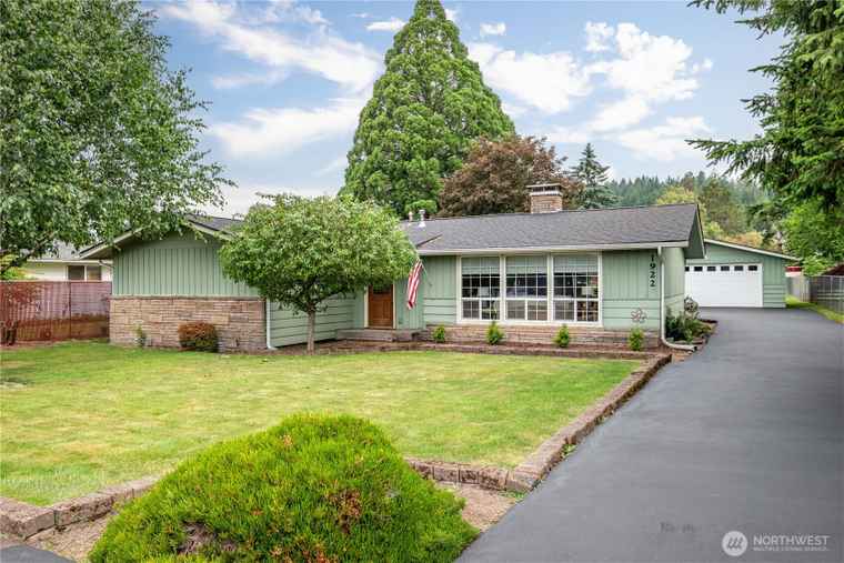 Photo of 1922 SW Snively Ave Chehalis, WA 98532
