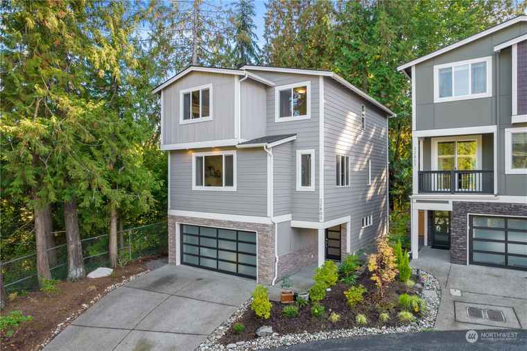 Photo of 22803 23rd Ave SE Bothell, WA 98021