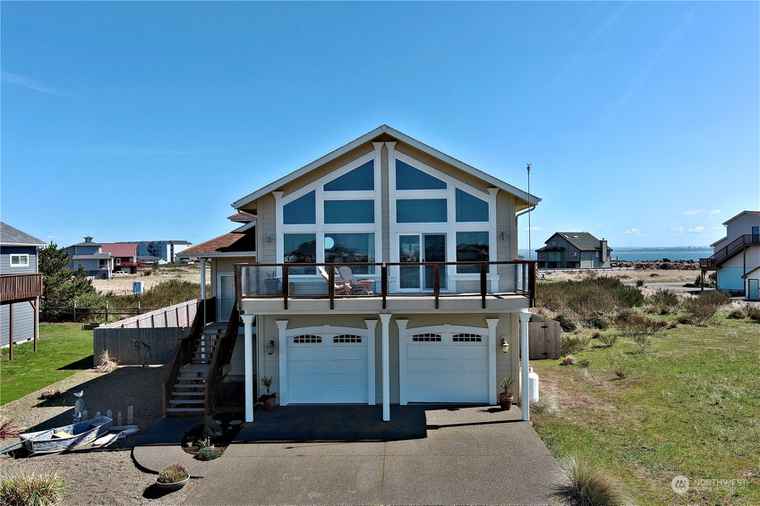 Photo of 1472 Trade Wind Ave SW Ocean Shores, WA 98569