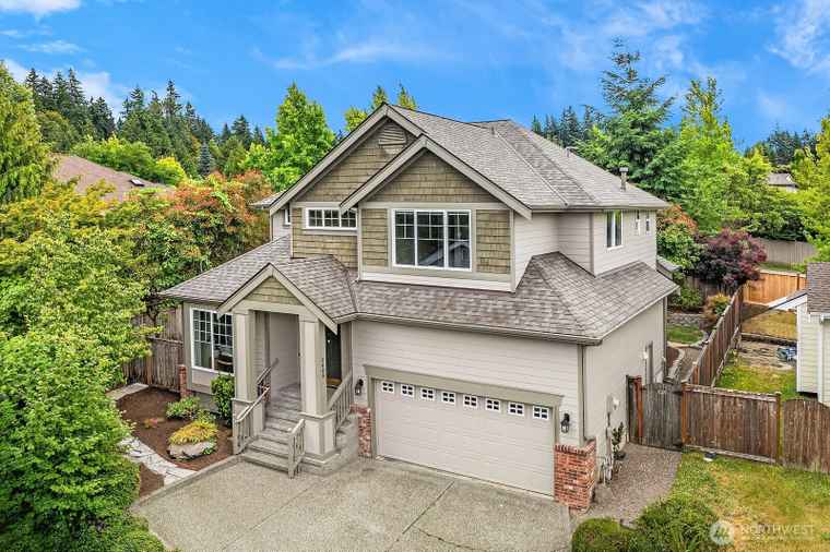 Photo of 3606 Monterey Ct NE Renton, WA 98056