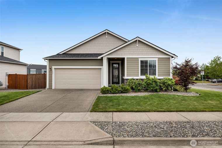 Photo of 397 N Foster St Buckley, WA 98321