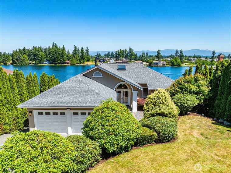 Photo of 2815 211th Ave E Lake Tapps, WA 98391