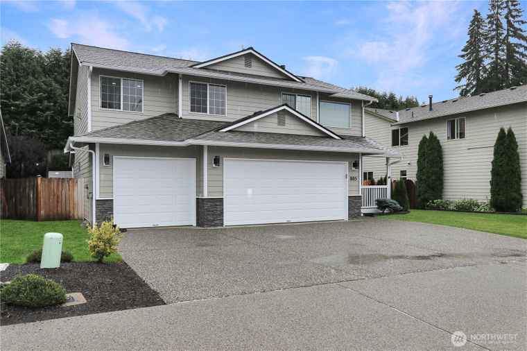 Photo of 805 Darwins Way Granite Falls, WA 98252