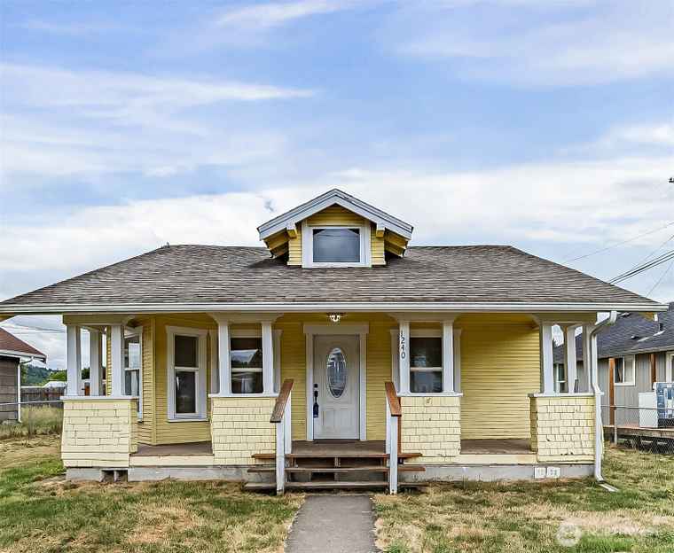 Photo of 1240 S Tower Ave Centralia, WA 98531