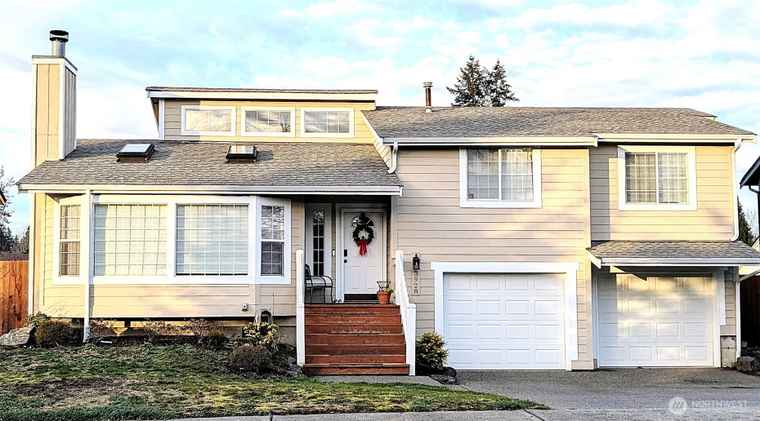 Photo of 3928 Sidney Street Ct SE Lacey, WA 98503