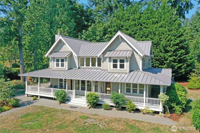 Photo of 10050 and 10052 NE Winthers Rd Bainbridge Island, WA 98110