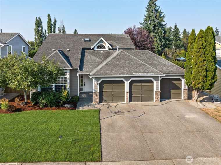 Photo of 1964 SW 352nd St Federal Way, WA 98023