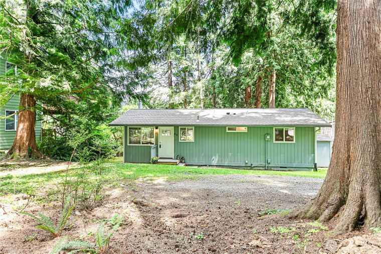 Photo of 63 Lake Louise Dr Bellingham, WA 98229
