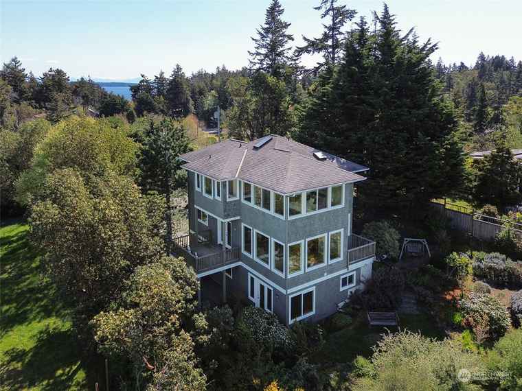 Photo of 1805 Willow St Port Townsend, WA 98368