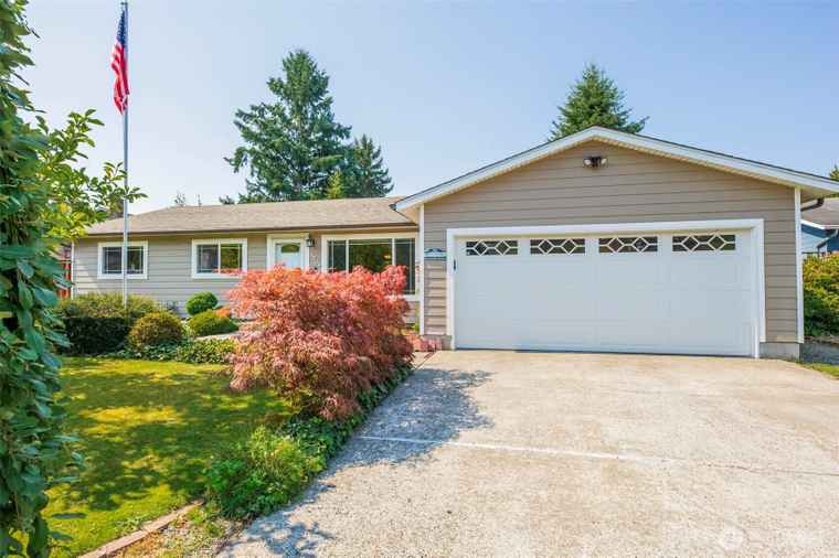 Photo of 7206 6th Ave W Everett, WA 98203
