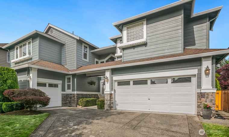Photo of 27638 246th Ave SE Maple Valley, WA 98038