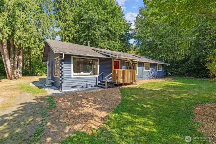 Photo of 8618 212th St NE Arlington, WA 98223