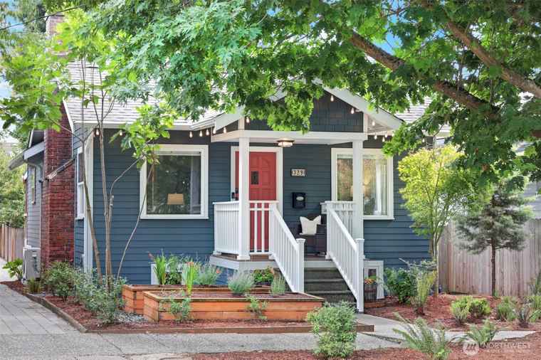 Photo of 329 NW 80th St Seattle, WA 98117