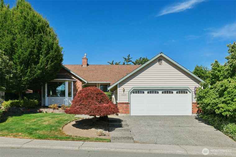 Photo of 13400 44th Ave W Mukilteo, WA 98275