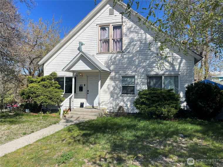 Photo of 409 N Franklin Ave Wenatchee, WA 98801