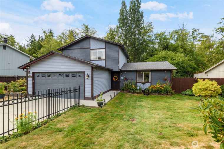 Photo of 10120 19th Pl W Everett, WA 98204