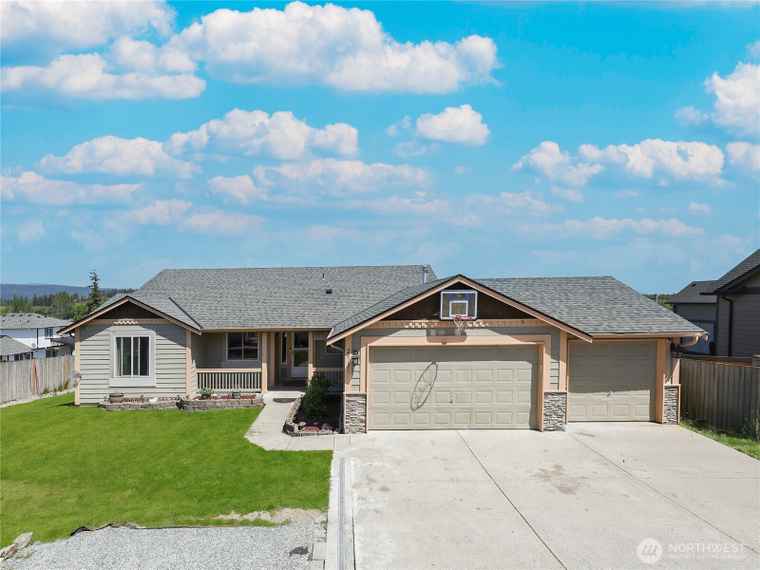 Photo of 28101 73rd Ave NW Stanwood, WA 98292