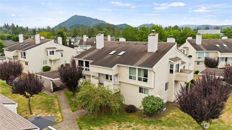 Photo of 135 McKean Ct Unit C Enumclaw, WA 98002