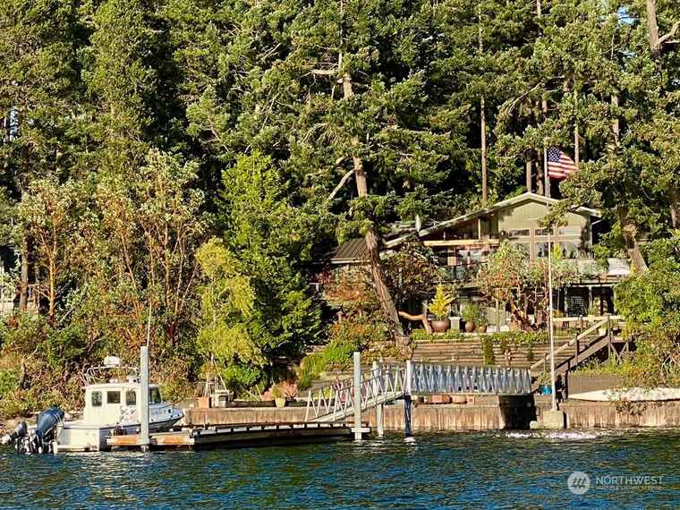 Photo of 3 Brown Is Friday Harbor, WA 98250