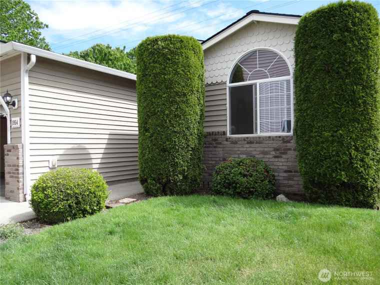 Photo of 1954 Meadowood Loop Woodland, WA 98674