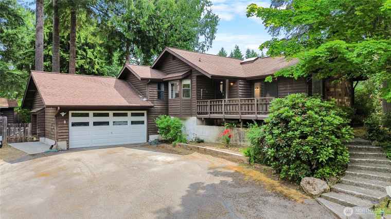 Photo of 706 Holly Ln Shelton, WA 98584