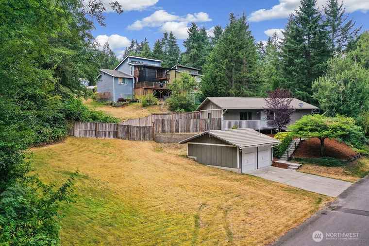 Photo of 9205 Morning Side Dr NW Silverdale, WA 98383